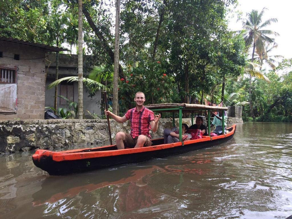 Thoms Beach Homestay Alappuzha 外观 照片