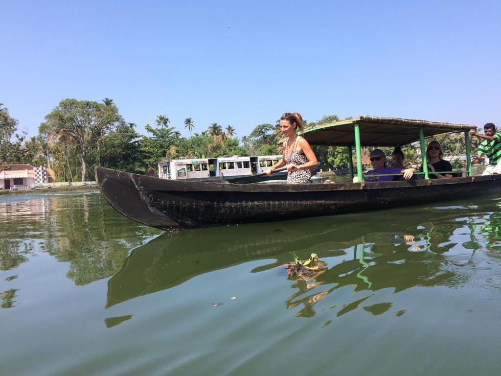 Thoms Beach Homestay Alappuzha 外观 照片